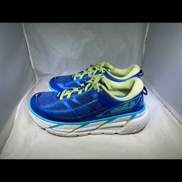 hoka one one clifton 2 womens